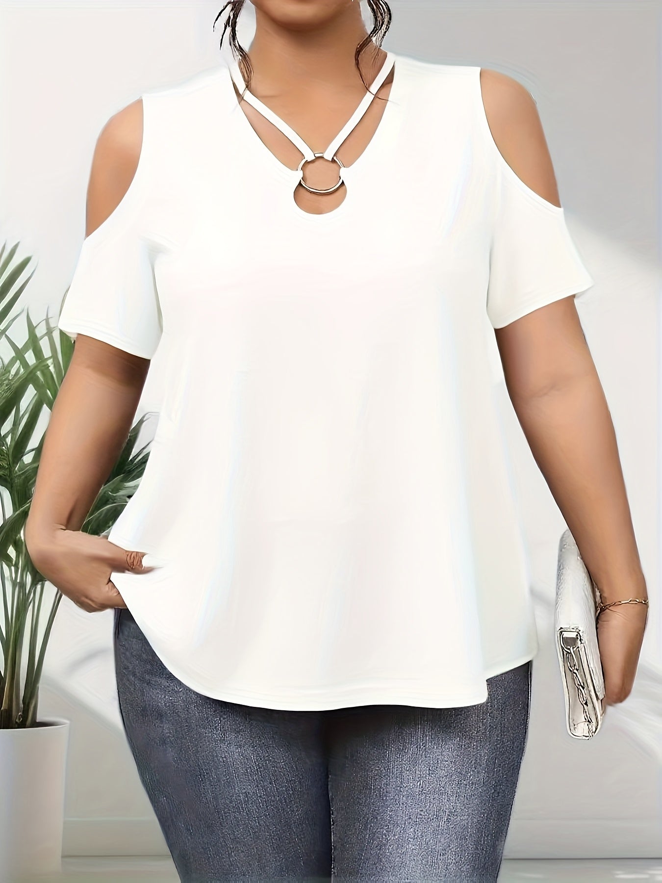 Tahlia - Off-Shoulder T-ShirT