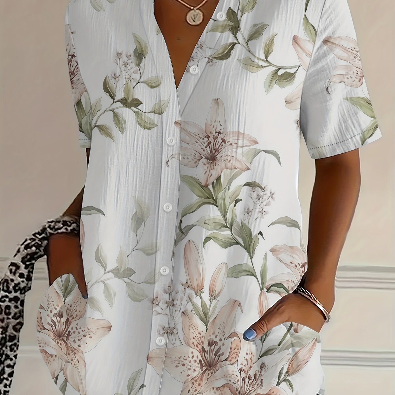 Billie - lily print shirt