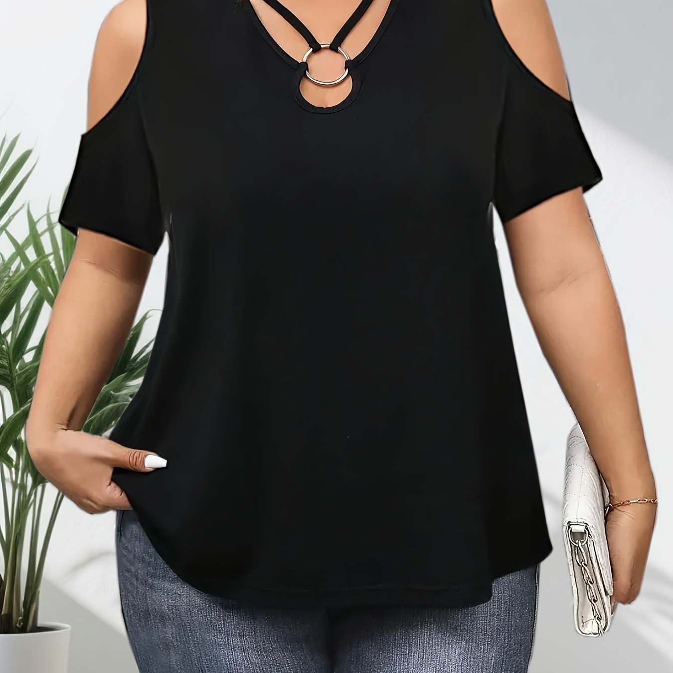 Tahlia - Off-Shoulder T-ShirT