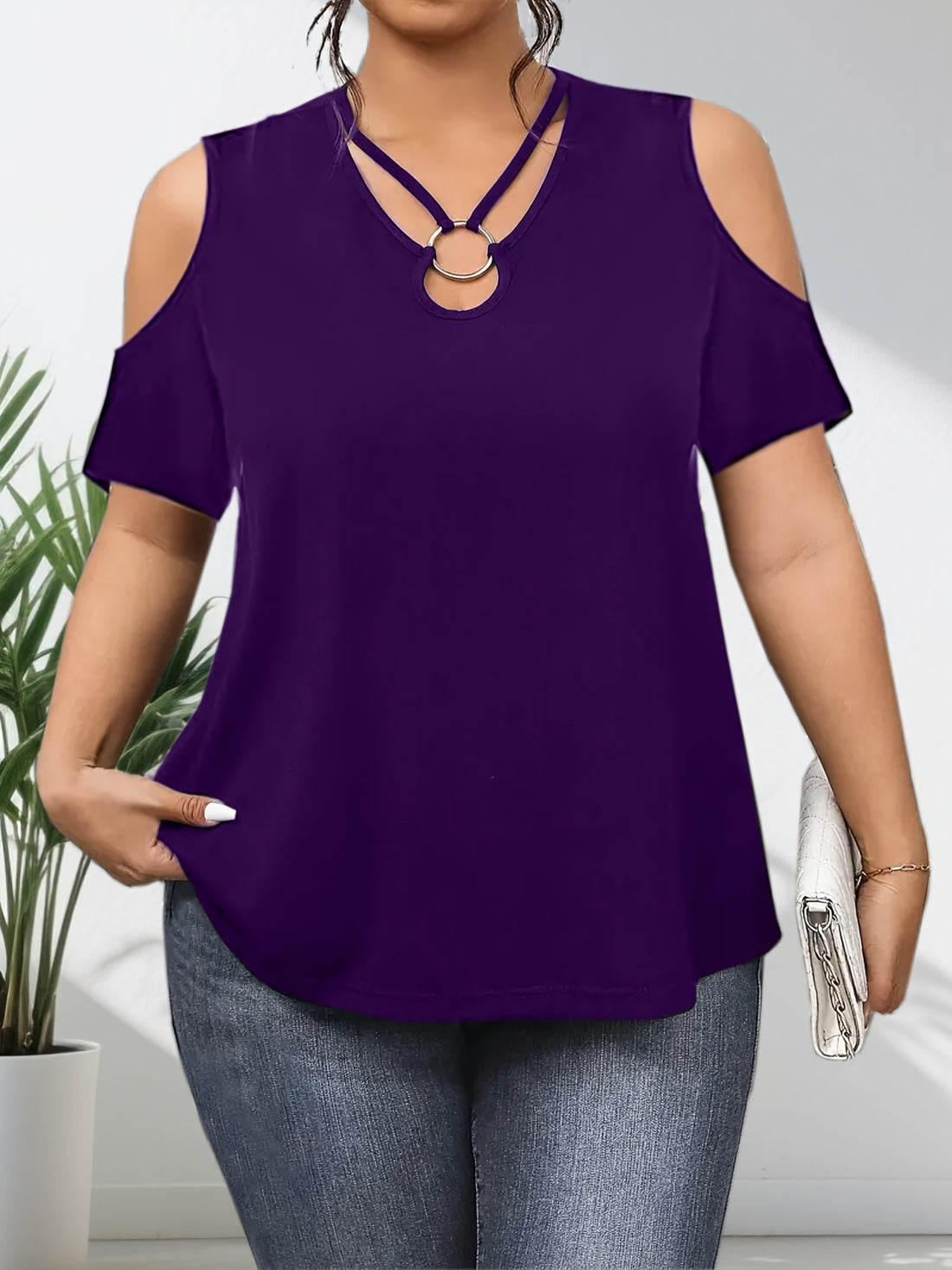 Tahlia - Off-Shoulder T-ShirT